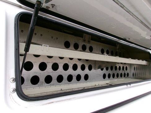 Used 2014 Chevrolet Silverado 2500 W/T w/ Snow Plow Prep Package image 7