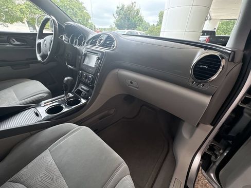 Certified 2015 Buick Enclave Convenience FWD image 28