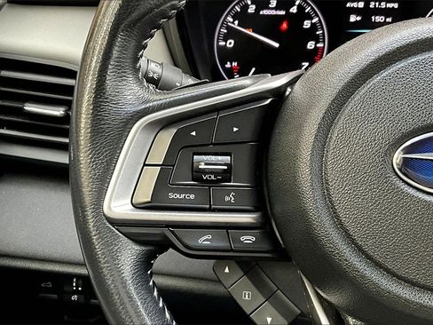 Used 2022 Subaru Outback Premium image 11