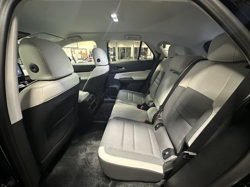 New 2026 Honda Prologue EX image 17