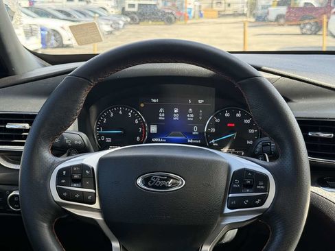 Used 2022 Ford Explorer Timberline image 17