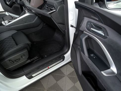 New 2026 Audi SQ5 Premium Plus image 26
