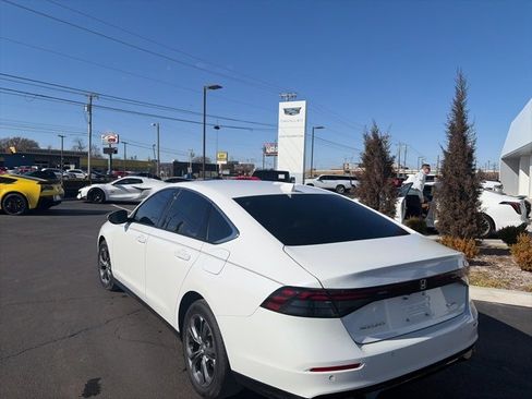 Used 2025 Honda Accord EX-L image 7