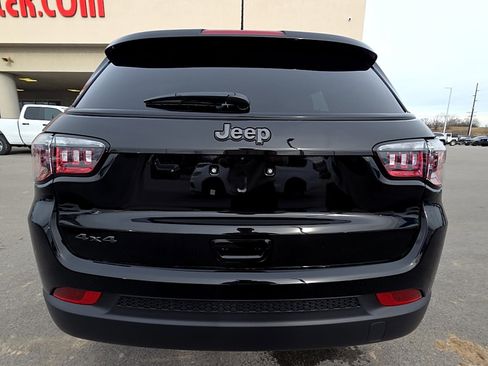 New 2026 Jeep Compass Latitude AWD/4WD image 6