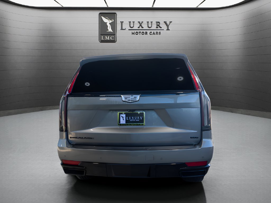 Used 2022 Cadillac Escalade ESV Sport w/ LPO, ONYX Package AWD/4WD image 7