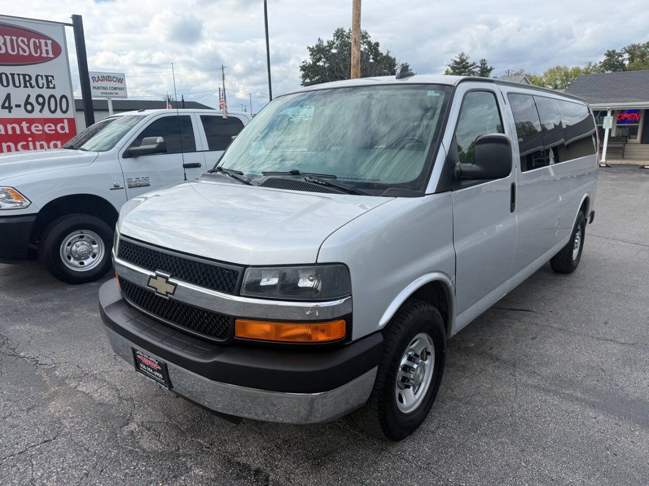 Used 2016 Chevrolet Express 3500 LT w/ LT Preferred Equipment Group RWD image 2