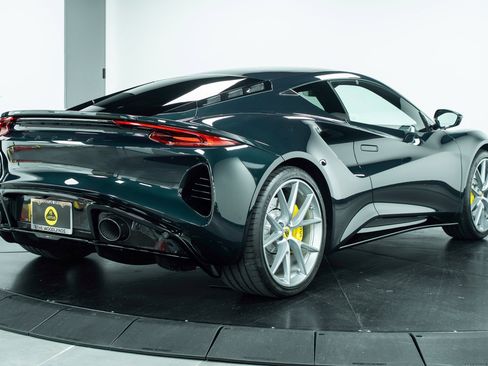 Used 2025 Lotus Emira image 3