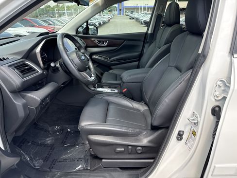 Used 2023 Subaru Ascent Touring AWD/4WD image 16