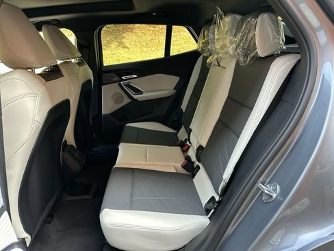 Used 2026 BMW X2 xDrive28i AWD/4WD image 26