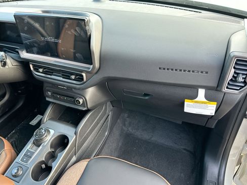 New 2025 Ford Bronco Sport Outer Banks image 38