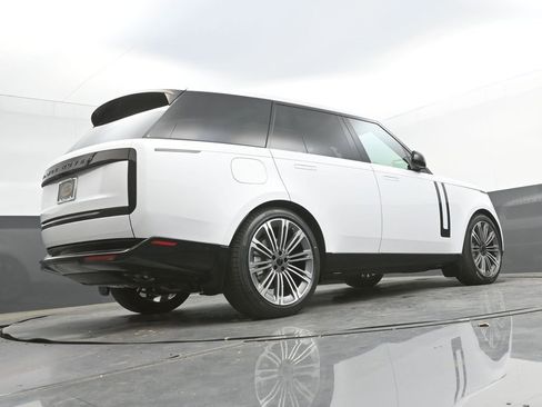 New 2026 Land Rover Range Rover SE AWD/4WD image 38