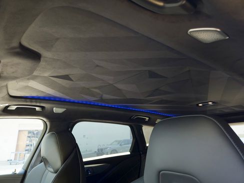 New 2026 BMW XM Label Red image 16