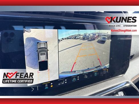 Used 2023 GMC Sierra 1500 AT4 w/ AT4 Premium Package image 32