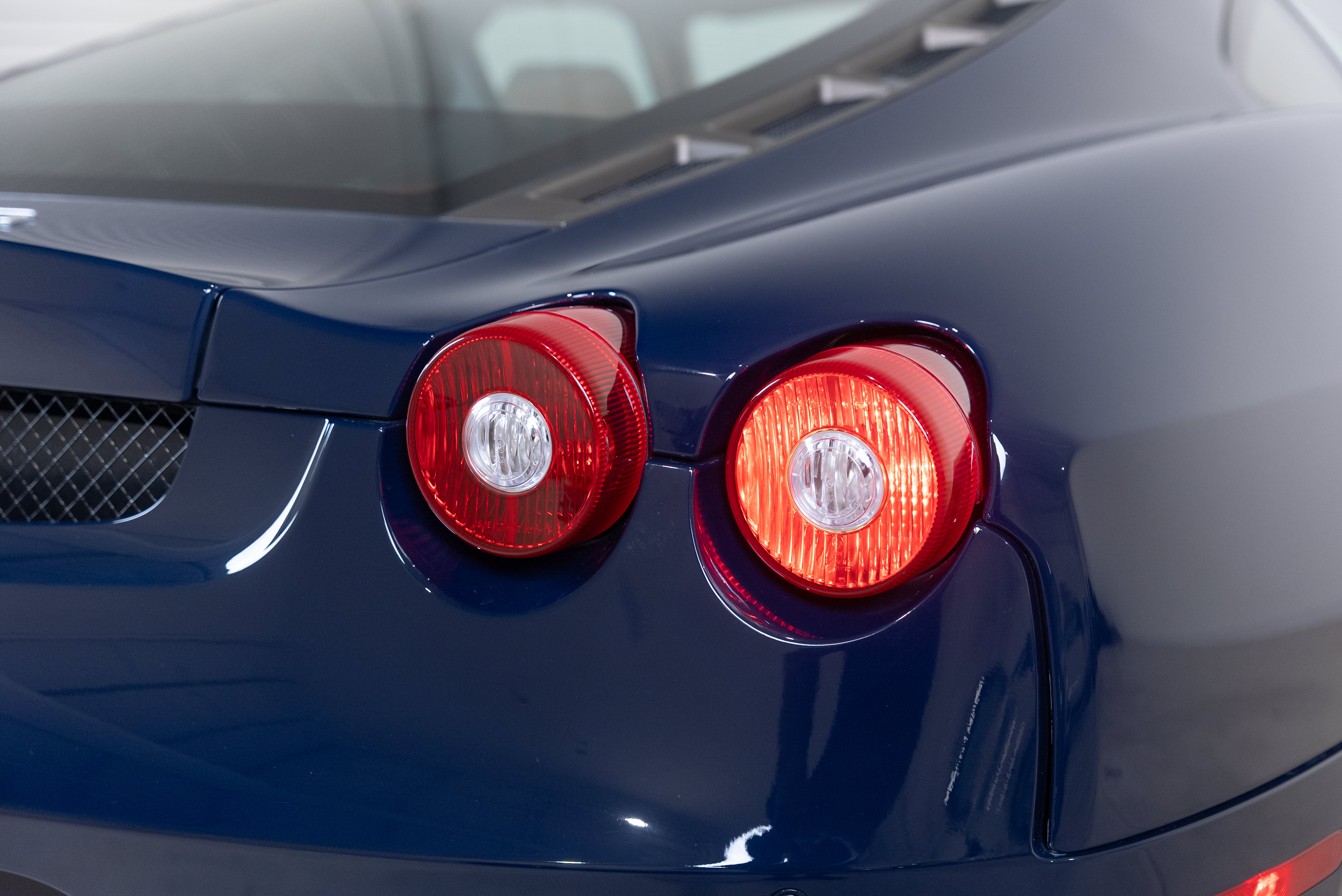 Used 2008 Ferrari F430 Coupe RWD image 8