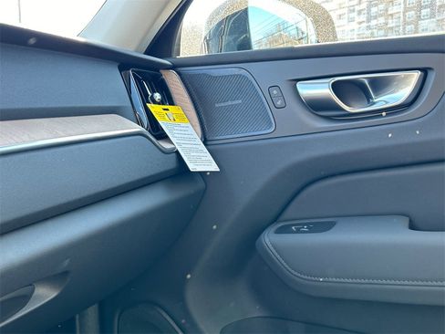 New 2026 Volvo XC60 B5 Plus w/ Protection Package Premier image 19