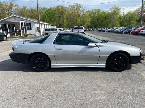 Used 2000 Chevrolet Camaro LT w/ Sport Appearance Pkg image 4