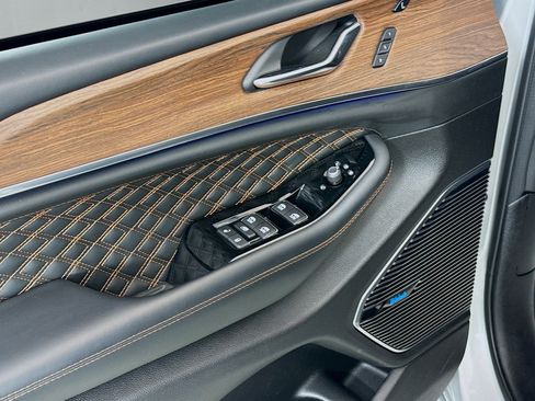 Used 2024 Jeep Grand Cherokee L Summit w/ High Altitude Package image 20