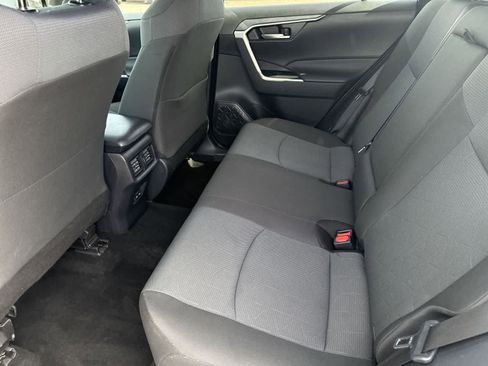 Used 2025 Toyota RAV4 XLE AWD/4WD image 14
