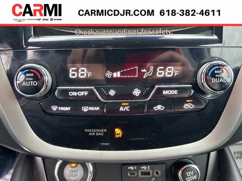 Used 2021 Nissan Murano SV FWD image 23