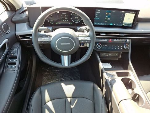 New 2026 Hyundai Sonata Limited FWD image 10