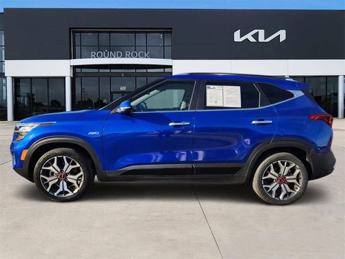 Certified 2023 Kia Seltos SX w/ SX Sunroof Package image 4