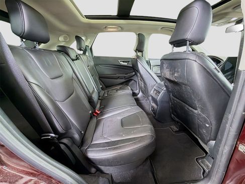 Used 2022 Ford Edge Titanium image 29