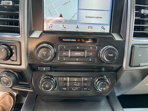 Used 2017 Ford F150 XLT w/ Equipment Group 302A Luxury image 21