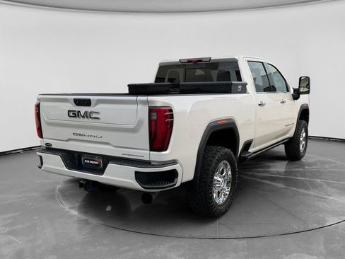 Used 2025 GMC Sierra 2500 Denali Ultimate AWD/4WD image 3