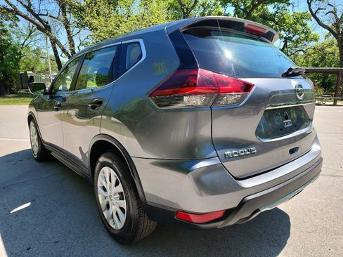 Used 2018 Nissan Rogue S FWD image 5