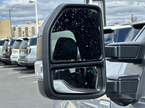 Used 2022 Ford F250 Lariat w/ Lariat Value Package image 50