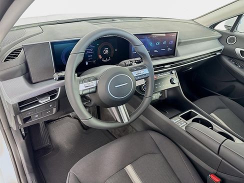 New 2026 Hyundai Sonata SEL FWD image 9