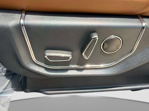Used 2022 Ford Expedition Platinum AWD/4WD image 20