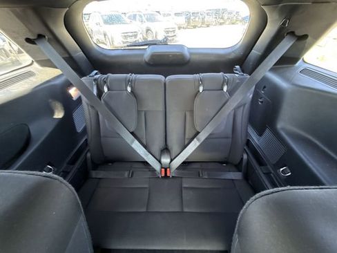 Used 2020 Ford Explorer XLT image 14