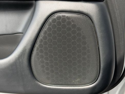 Used 2020 Nissan Pathfinder S image 30