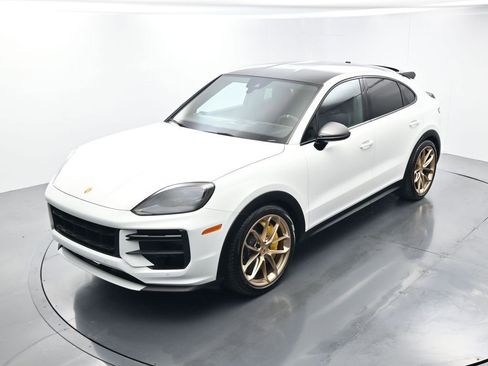 Certified 2024 Porsche Cayenne Turbo GT image 35