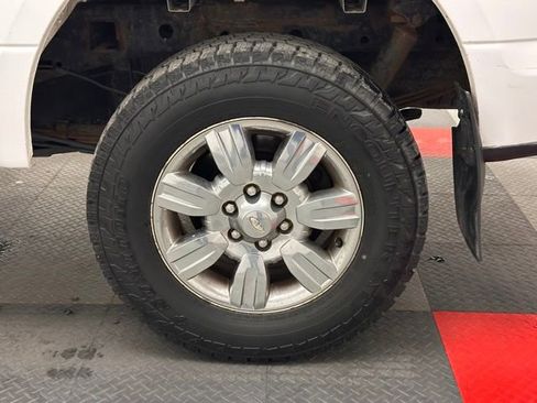 Used 2017 Ford F150 XL w/ Equipment Group 101A Mid AWD/4WD image 18