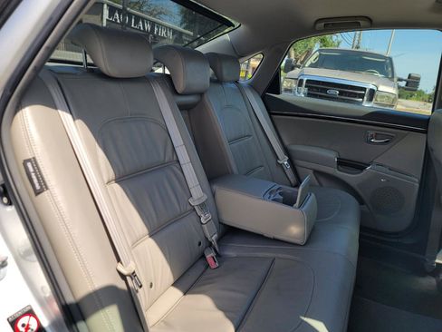 Used 2009 Hyundai Azera Limited w/ Ultimate Pkg 3 FWD image 16