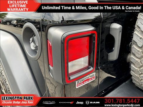 Used 2020 Jeep Wrangler Unlimited Sport AWD/4WD image 22