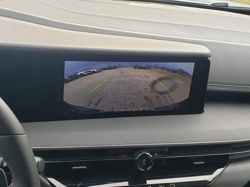 Used 2025 Nissan Murano SV image 33