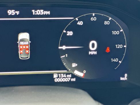 New 2025 Mitsubishi Outlander SEL image 24