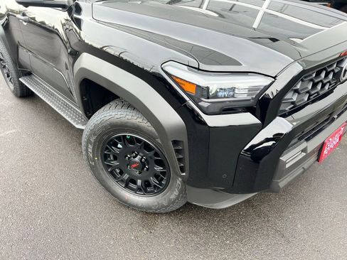 New 2026 Toyota 4Runner TRD Off-Road Premium image 2