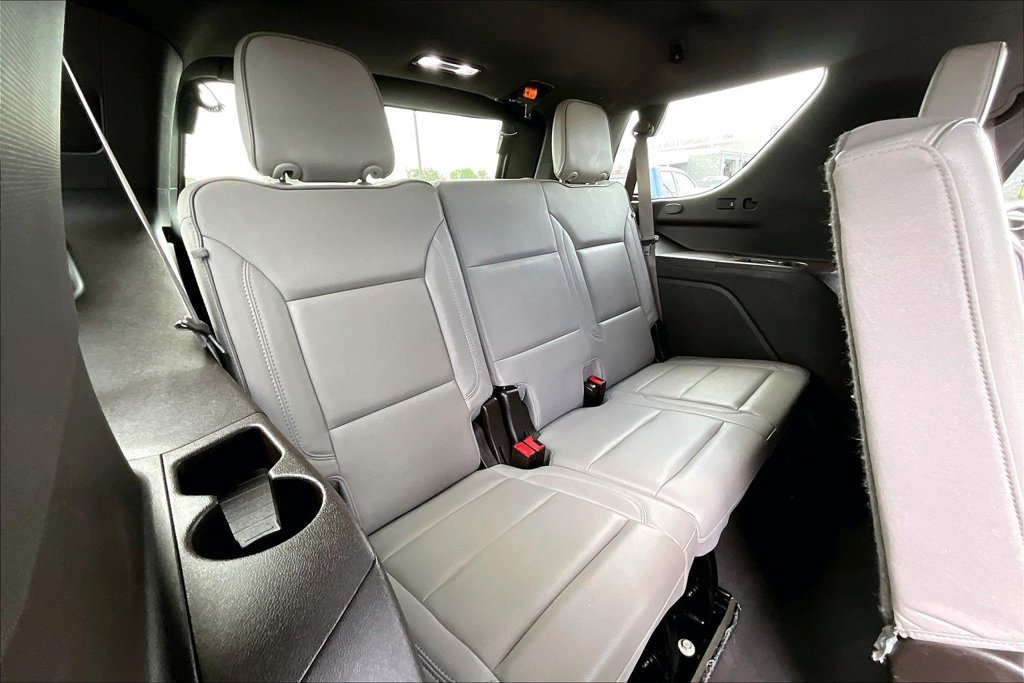 Used 2023 GMC Yukon SLT AWD/4WD image 27
