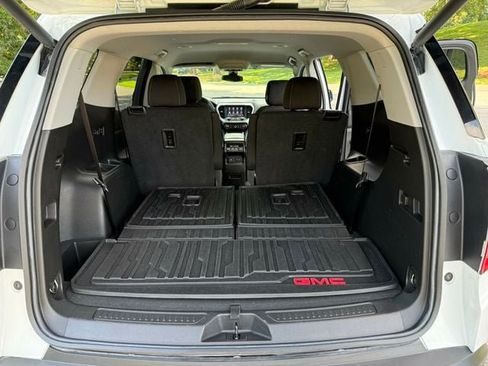 Used 2023 GMC Acadia SLE w/ Driver Convenience Package FWD image 35