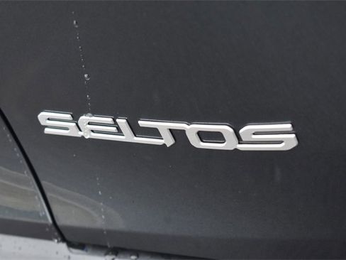 Certified 2024 Kia Seltos S image 15