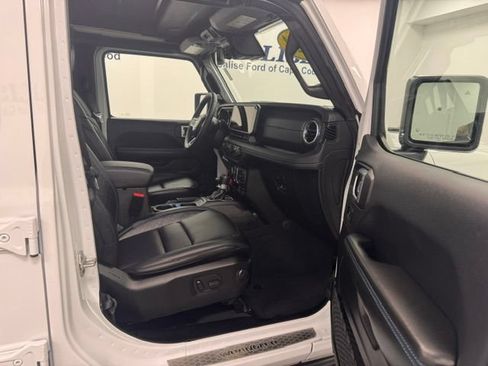 Used 2024 Jeep Wrangler High Altitude AWD/4WD image 22