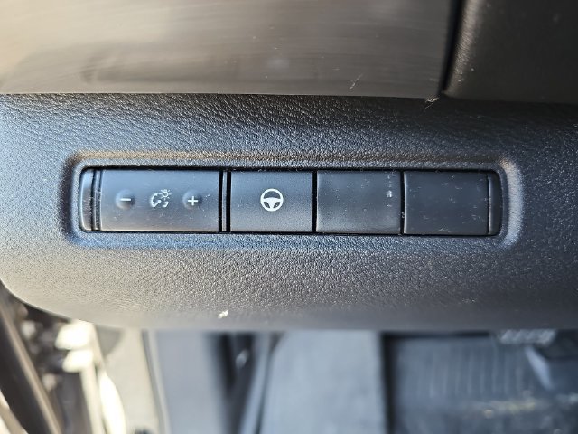 Used 2023 Nissan Pathfinder Rock Creek AWD/4WD image 30