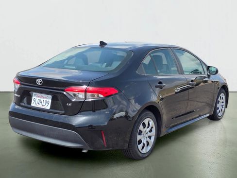 Used 2024 Toyota Corolla LE FWD image 5