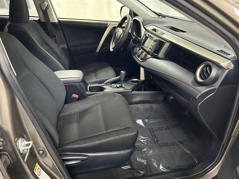 Used 2014 Toyota RAV4 LE AWD/4WD image 13
