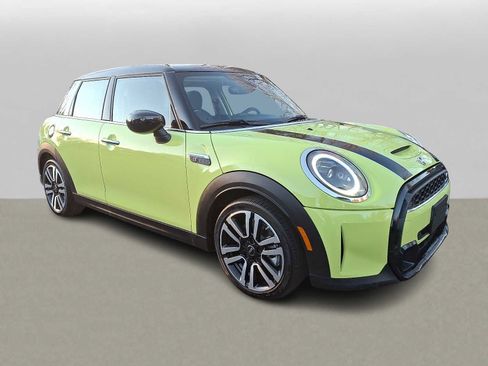 Certified 2023 MINI Cooper S image 3