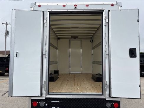 New 2024 Chevrolet Express 3500 w/ Power Convenience Package RWD image 9